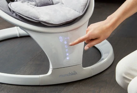 Munchkin Baby Swing - Image 4